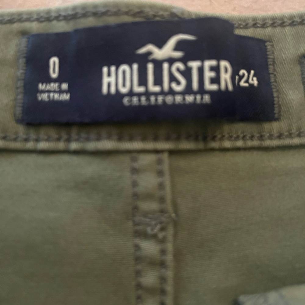 Hollister Green denim skirt W24